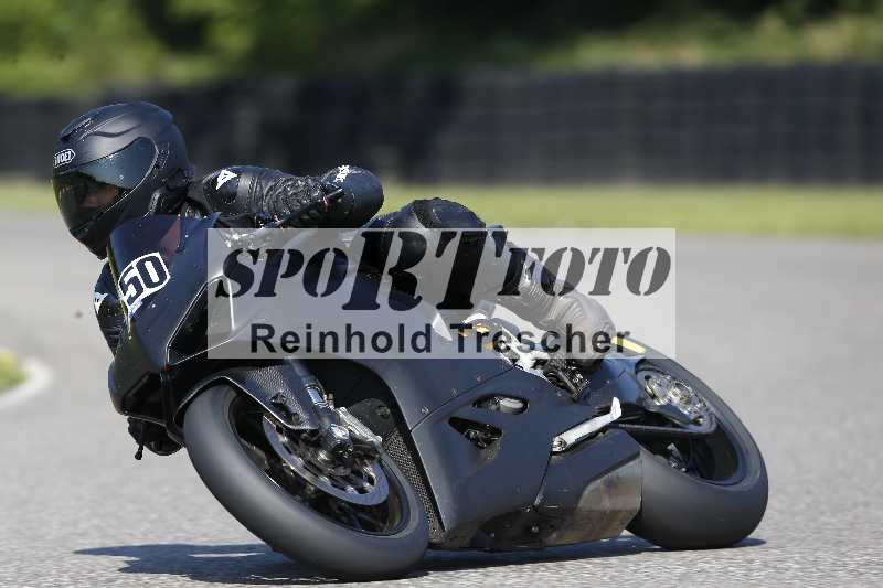 /44 09.08.2025 Plüss Moto Sport ADR/Freies Fahren/550